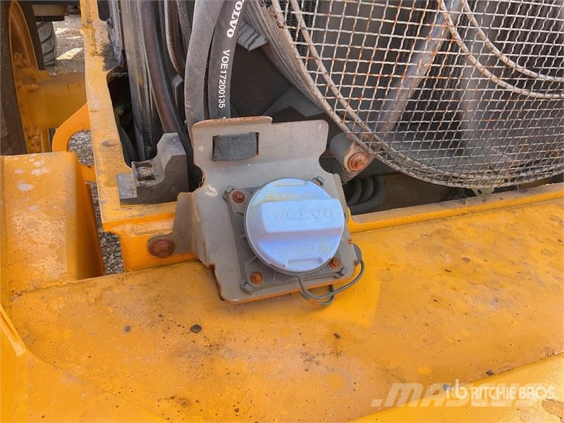 Volvo L90H High Lift Wheel Loader Cargadoras sobre ruedas