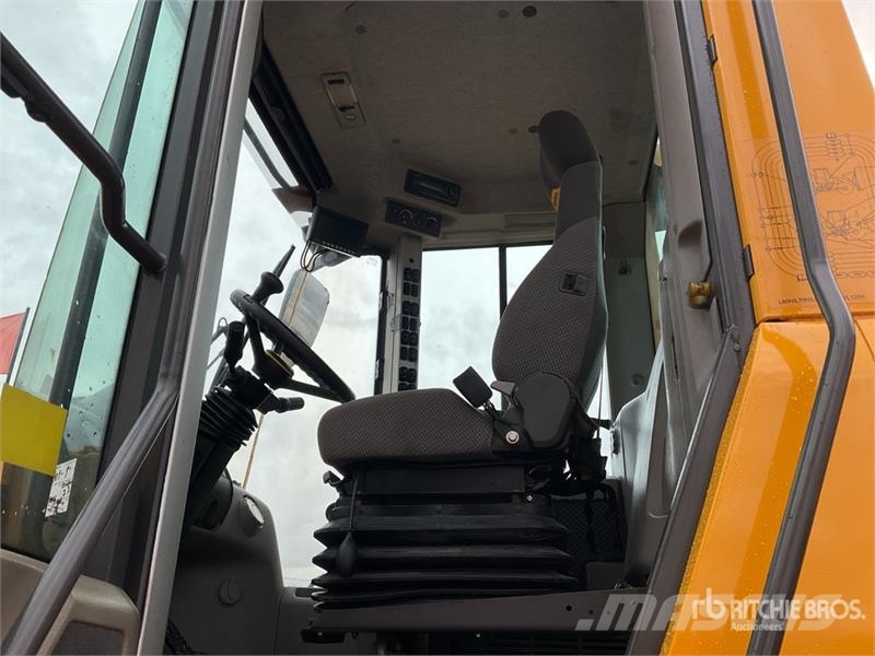 Volvo L90H High Lift Wheel Loader Cargadoras sobre ruedas