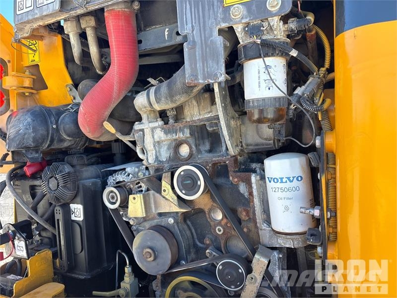 Volvo MC115C T4 Skid Steer Loader Kompaktlastere