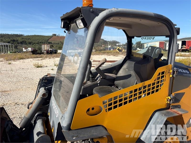 Volvo MC115C T4 Skid Steer Loader Kompaktlastere