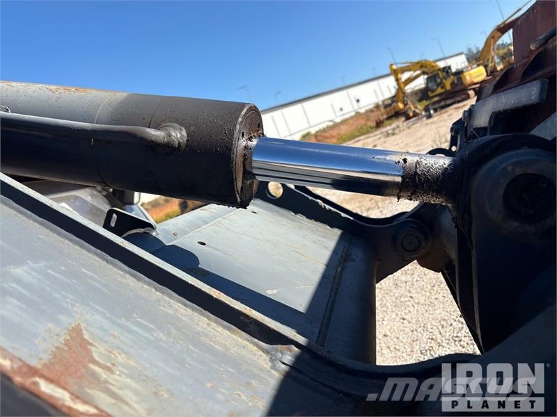 Volvo MC115C T4 Skid Steer Loader Kompaktlastere