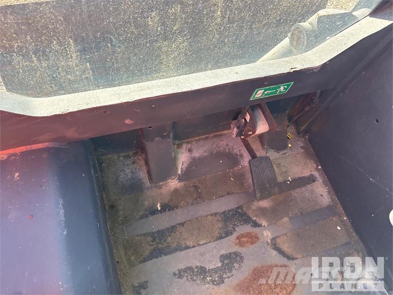 Volvo MC115C T4 Skid Steer Loader Kompaktlastere