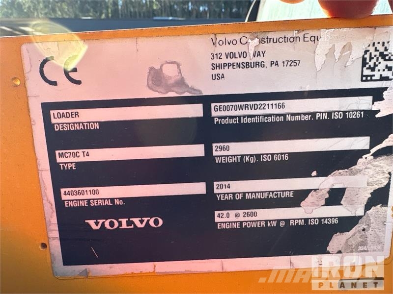 Volvo MC70C T4 Skid Steer Loader لوادر انزلاقية التوجيه