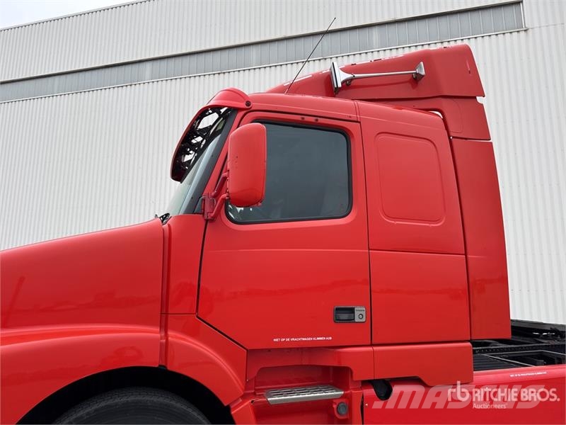 Volvo NH12 4x2 Tracteur Routier Cabine Couchette S/A Sle Sattelzugmaschinen