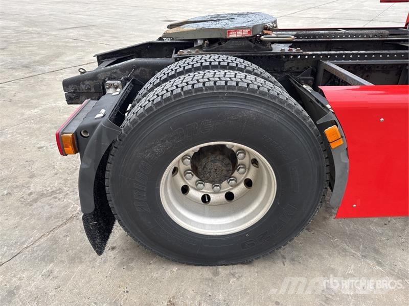 Volvo NH12 4x2 Tracteur Routier Cabine Couchette S/A Sle Sattelzugmaschinen