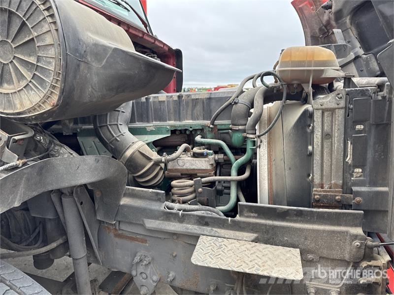 Volvo NH12 4x2 Tracteur Routier Cabine Couchette S/A Sle Sattelzugmaschinen