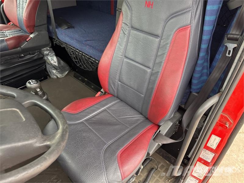 Volvo NH12 4x2 Tracteur Routier Cabine Couchette S/A Sle Sattelzugmaschinen