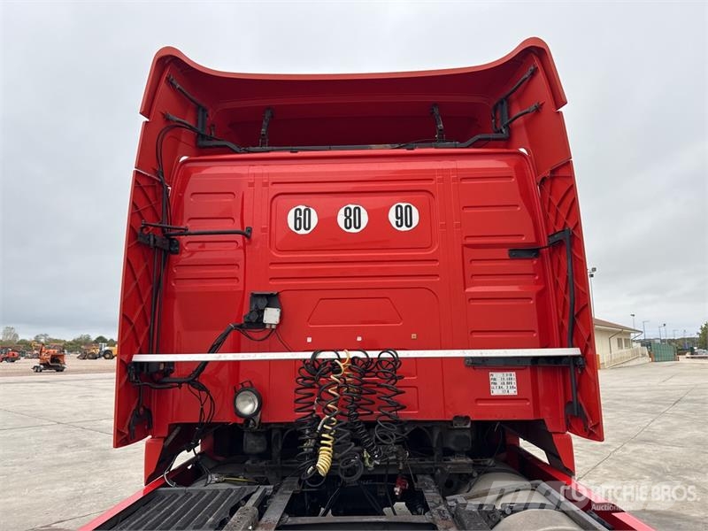 Volvo NH12 4x2 Tracteur Routier Cabine Couchette S/A Sle Sattelzugmaschinen