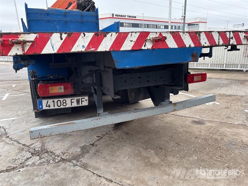 Volvo PK36002 on Volvo FM 64 B3 400 TR 6x4 Flatbed Truck Camion plateau ridelle avec grue