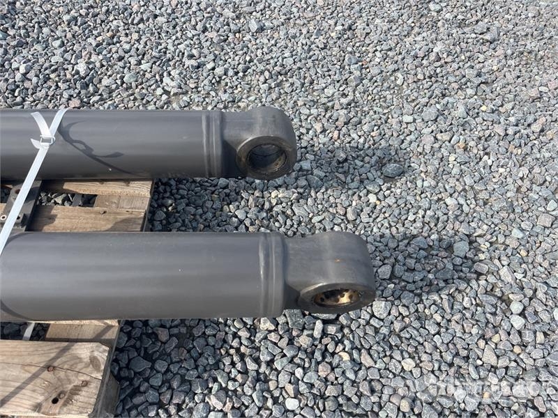 Volvo QTY of 2 Boom Cylinder to fit Volvo ECR145 Cylinde Transportation - Others