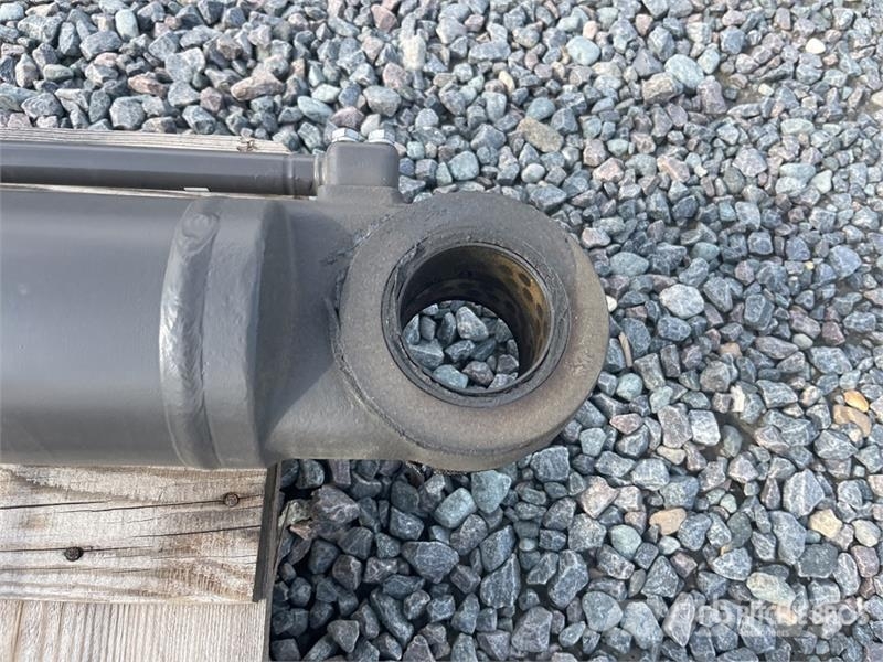 Volvo Qty of 2 Boom Cylinder to fit Volvo ECR145 Cylinde Transportation - Others