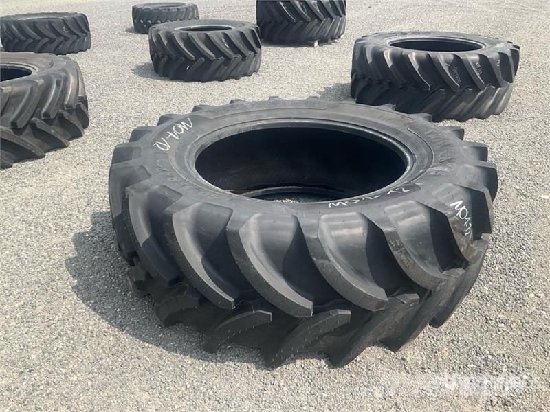 Vredestein 158D TRAXION65 650/65R42 Tires Колеса