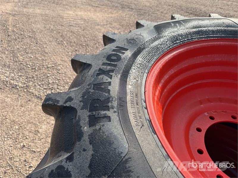 Vredestein 540/65R30 150D Qte De 2 Roues Qty Of Wheels Колеса