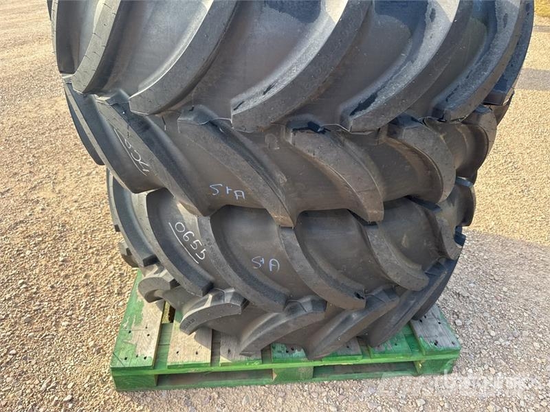 Vredestein 540/65R30 150D Qte De 2 Roues Qty Of Wheels Колеса