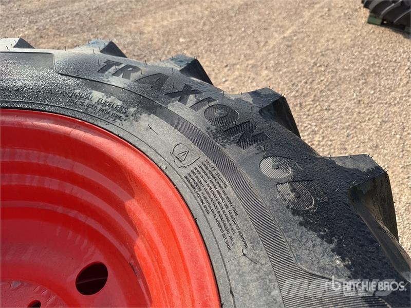Vredestein 540/65R30 150D Qte De 2 Roues Qty of 2 Wheels Колеса