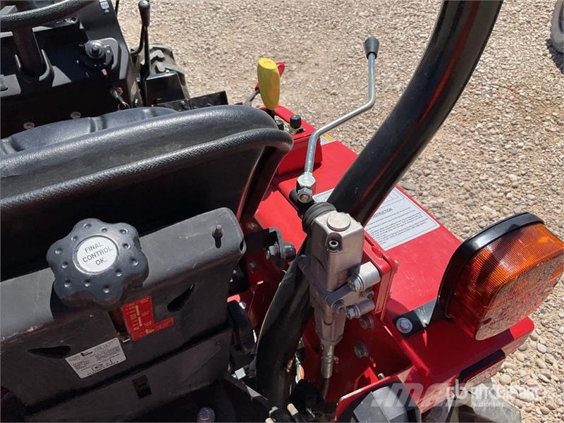 VST Fieldtrac 224D 4WD Utility Tractor Taajamatraktorit