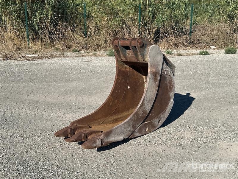 VTN Digging Godet Bucket - Fits Volvo 210 バケット