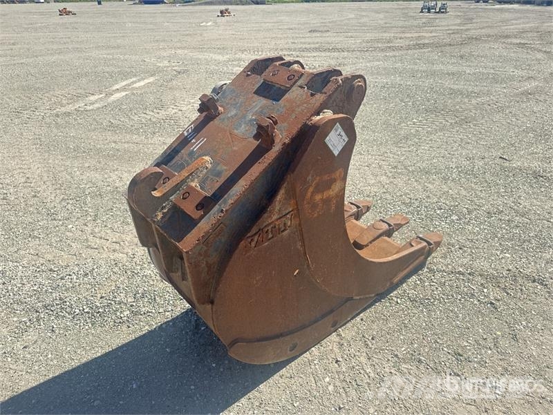 VTN Digging Godet Bucket - Fits Volvo 210 バケット