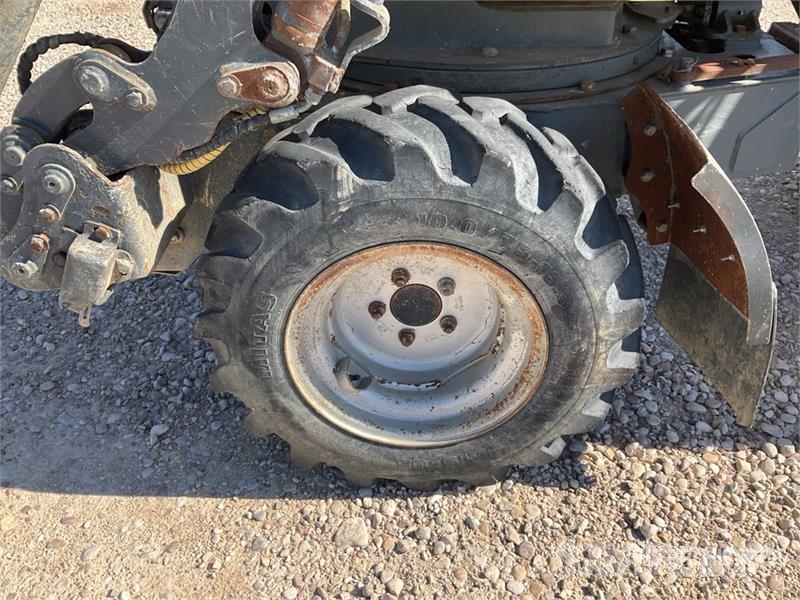 Wacker Neuson 2001 4x4 Self-Loading Swivel Dumper (Inoperable) Dúmpers de obra
