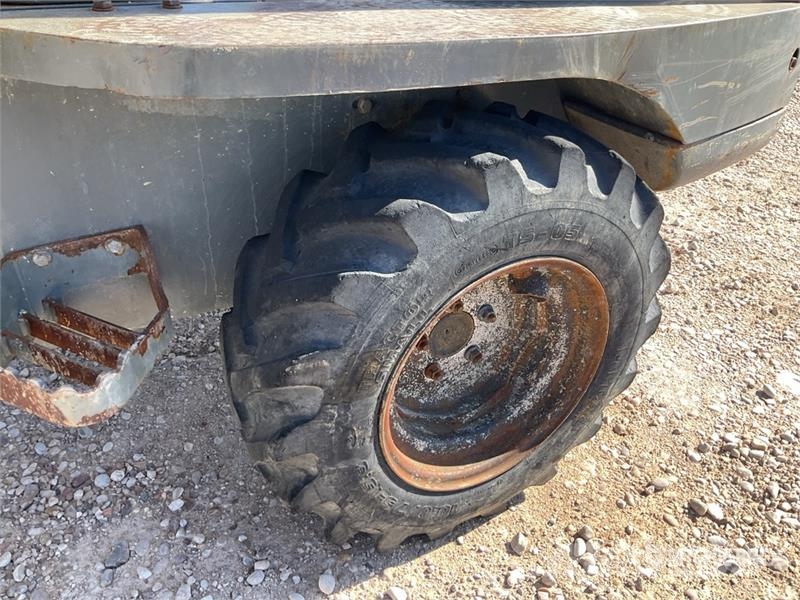 Wacker Neuson 2001 4x4 Self-Loading Swivel Dumper (Inoperable) Dúmpers de obra
