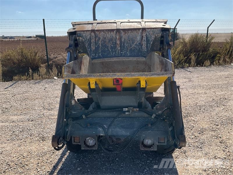 Wacker Neuson 2001 4x4 Self-Loading Swivel Dumper (Inoperable) Dúmpers de obra