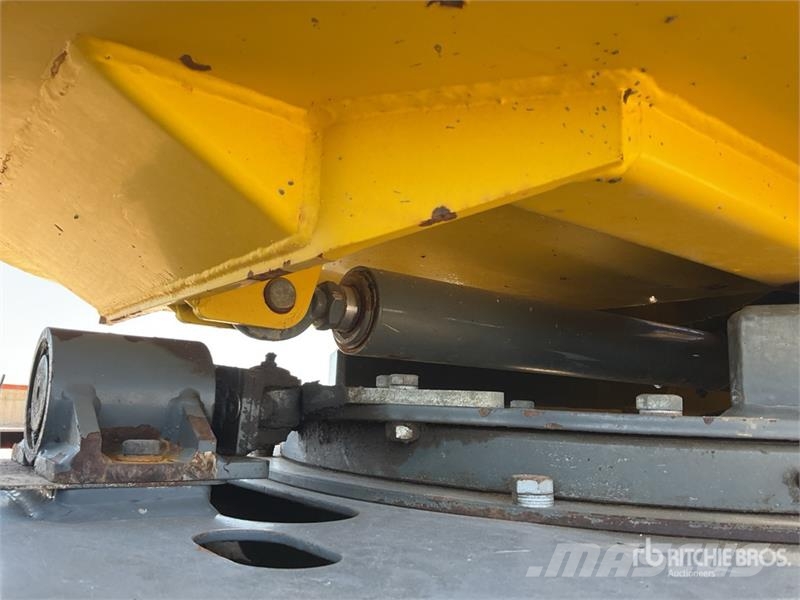 Wacker Neuson 2001 Self-Loading Swivel Swivel, self loading Dump Minidumper