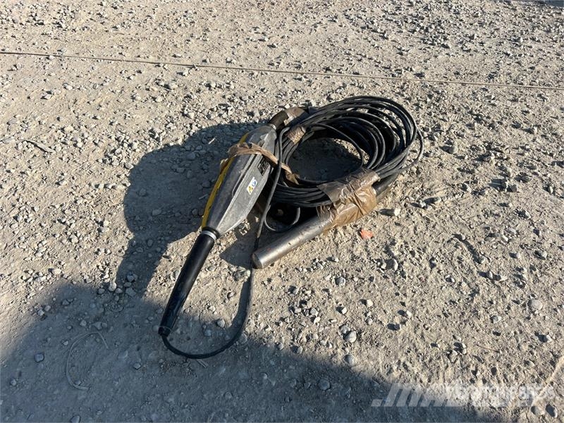 Wacker Neuson 230V Concrete Vibrator Vibratori