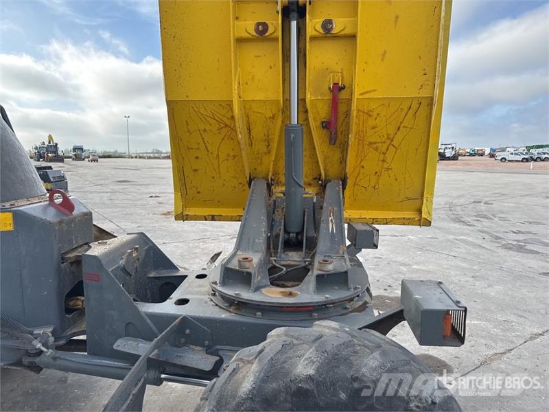 Wacker Neuson 6001 6 t 4x4 Swivel Motobasculeur A Benne Rotative Міні самоскиди