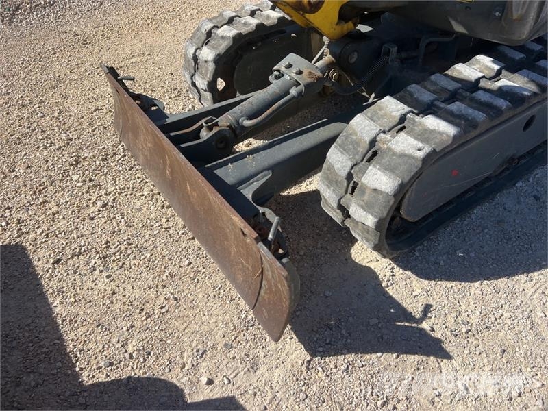 Wacker Neuson 803 حفارات صغيرة أقل من 7 طن (حفارات صغيرة)