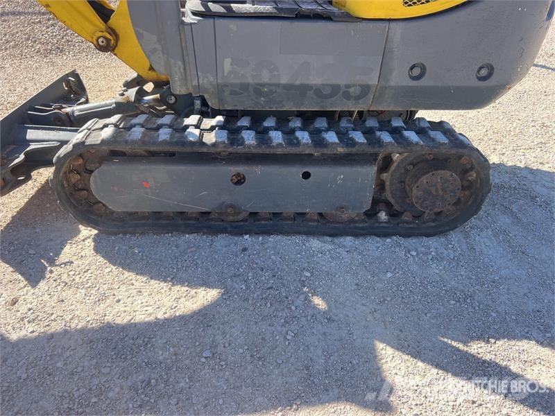 Wacker Neuson 803 حفارات صغيرة أقل من 7 طن (حفارات صغيرة)