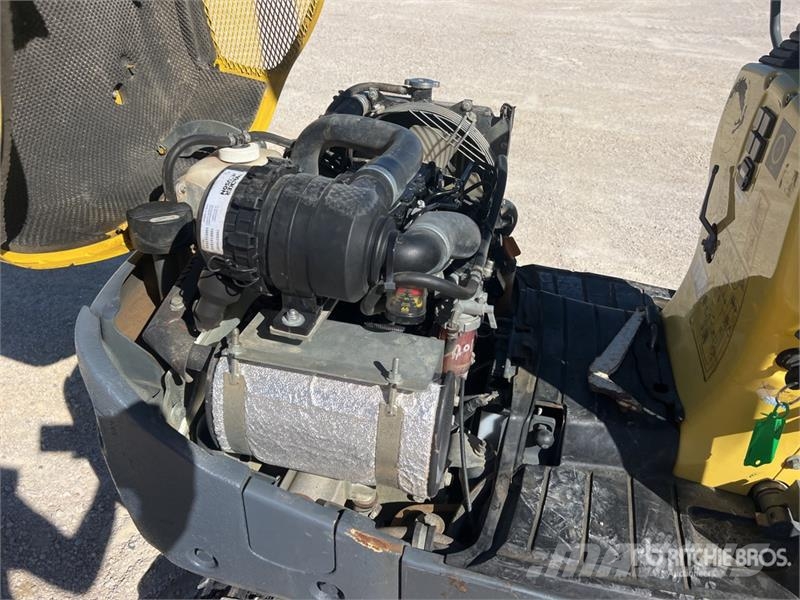 Wacker Neuson 803 حفارات صغيرة أقل من 7 طن (حفارات صغيرة)