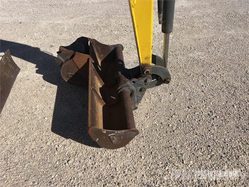 Wacker Neuson 803 حفارات صغيرة أقل من 7 طن (حفارات صغيرة)