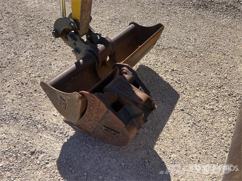 Wacker Neuson 803 حفارات صغيرة أقل من 7 طن (حفارات صغيرة)
