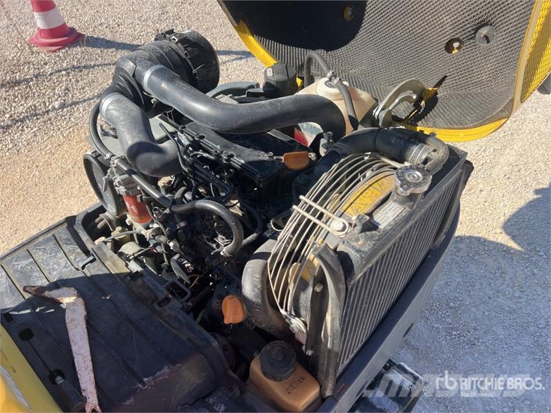 Wacker Neuson 803 حفارات صغيرة أقل من 7 طن (حفارات صغيرة)