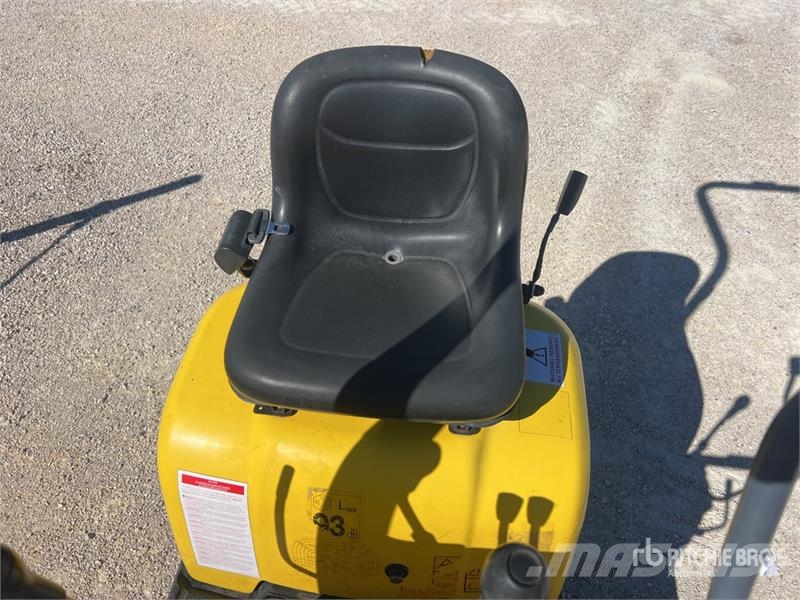 Wacker Neuson 803 حفارات صغيرة أقل من 7 طن (حفارات صغيرة)