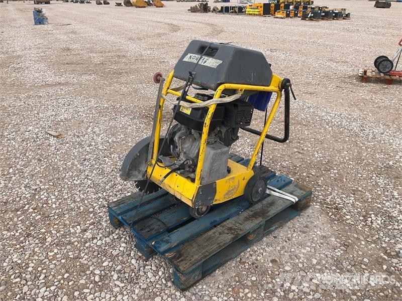 Wacker Neuson BFS1345 Walk-Behind Saw Sahat