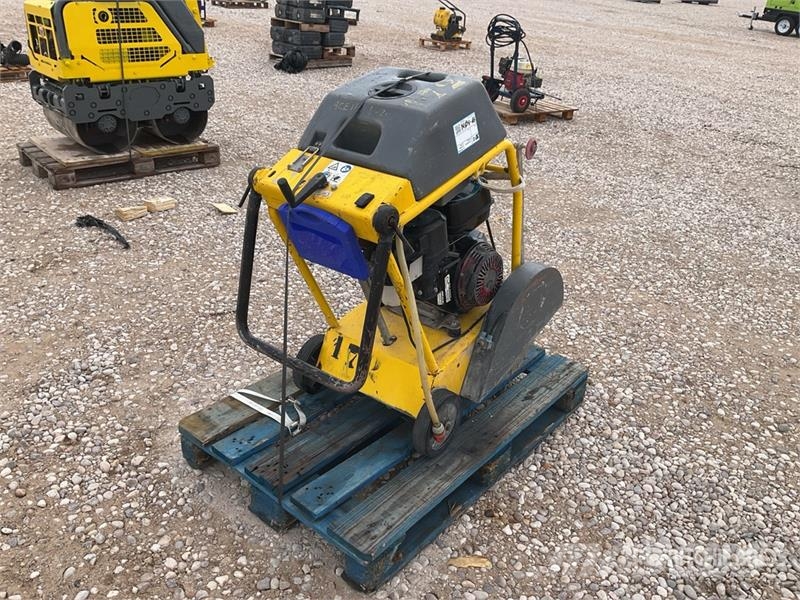 Wacker Neuson BFS1345 Walk-Behind Saw Sahat