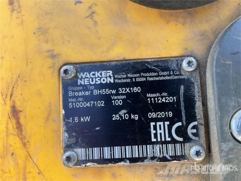 Wacker Neuson BH55 Demolition Breaker Плуги