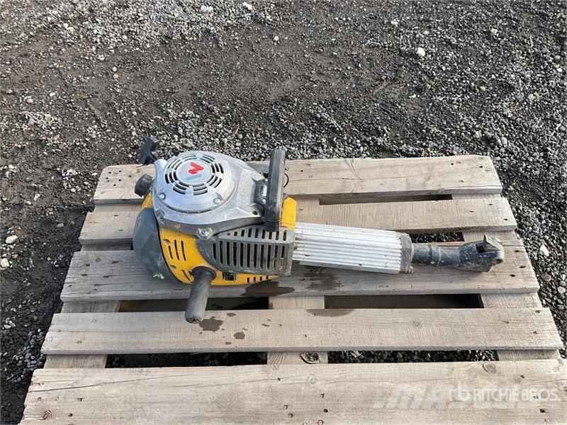Wacker Neuson BH55 Demolition Breaker Плуги
