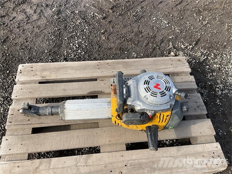 Wacker Neuson BH55 Demolition Breaker Плуги