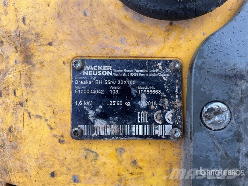Wacker Neuson BH55rw Demolition Breaker Chisel ploughs