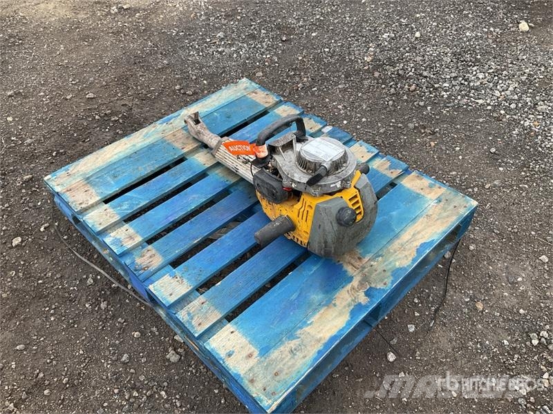 Wacker Neuson BH55rw Demolition Breaker Chisel ploughs