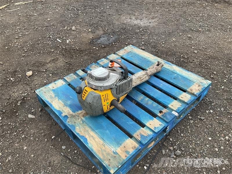 Wacker Neuson BH55rw Demolition Breaker Chisel ploughs