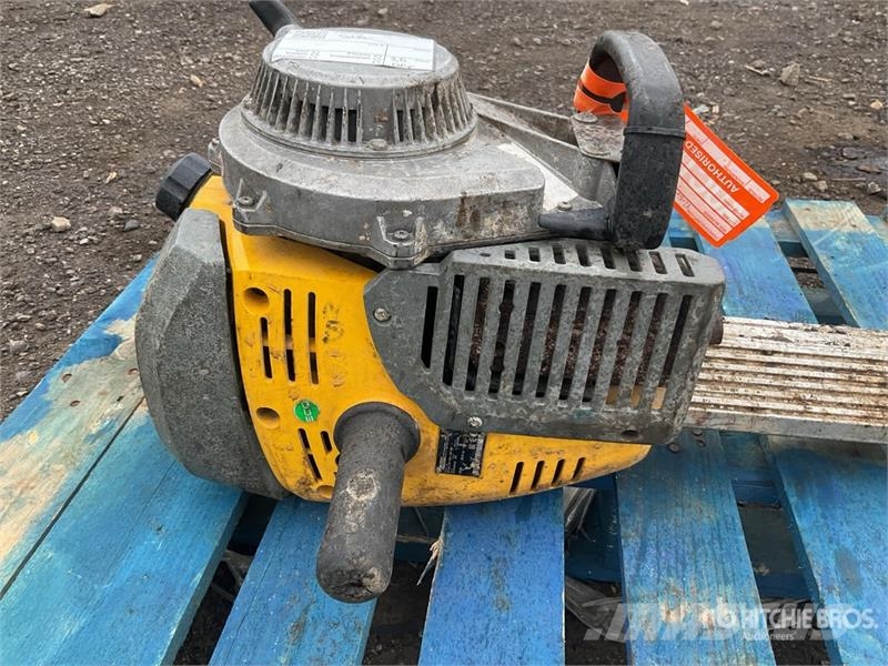Wacker Neuson BH55rw Demolition Breaker Chisel ploughs