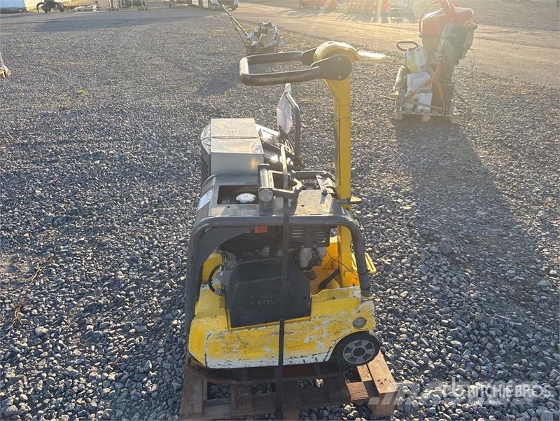 Wacker Neuson BPU3750Ats Vibratory Plate Compactor 夯實機(夯土機)
