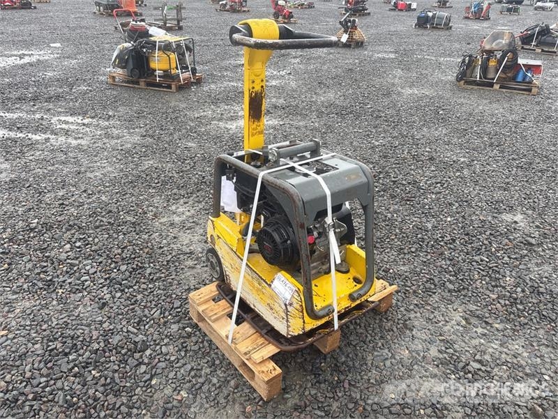 Wacker Neuson BPU3750A Vibratory Plate Compactor Vibrátorok
