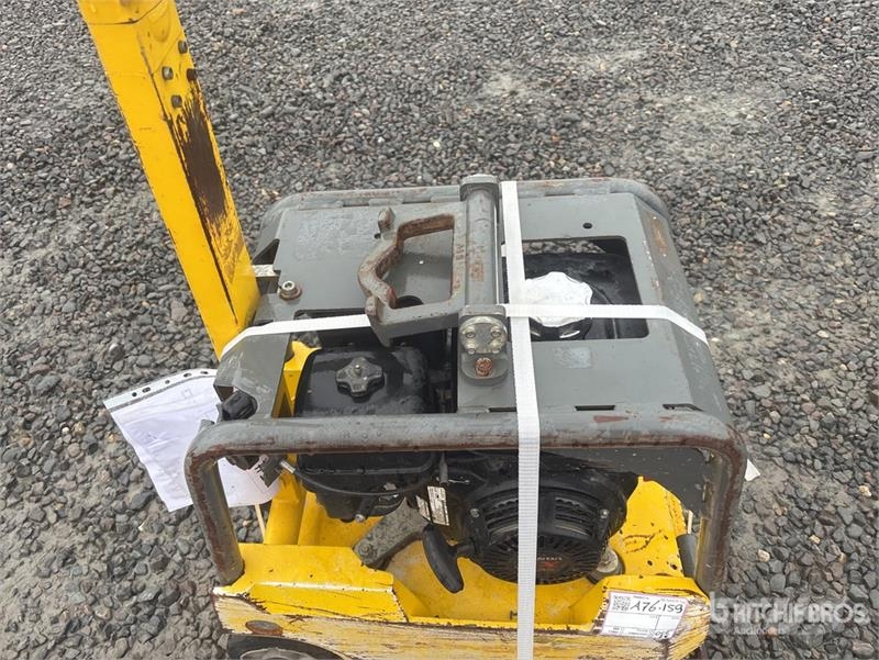 Wacker Neuson BPU3750A Vibratory Plate Compactor Vibrátorok