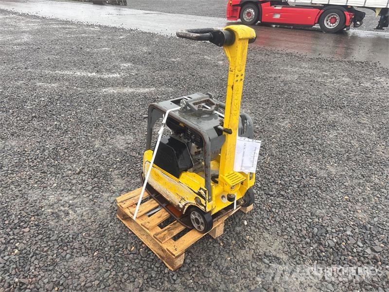 Wacker Neuson BPU3750A Vibratory Plate Compactor Vibrátorok
