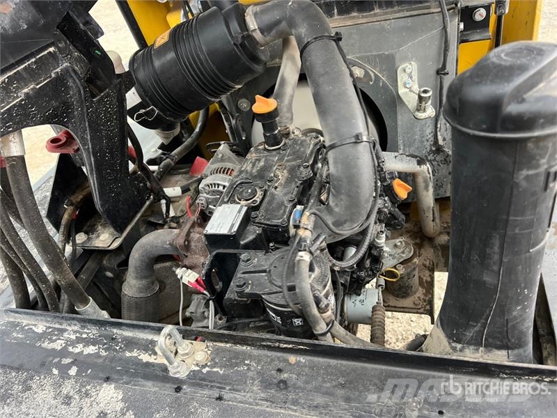 Wacker Neuson D25-01 4x4 Swivel Dumper Ne cestni demperji