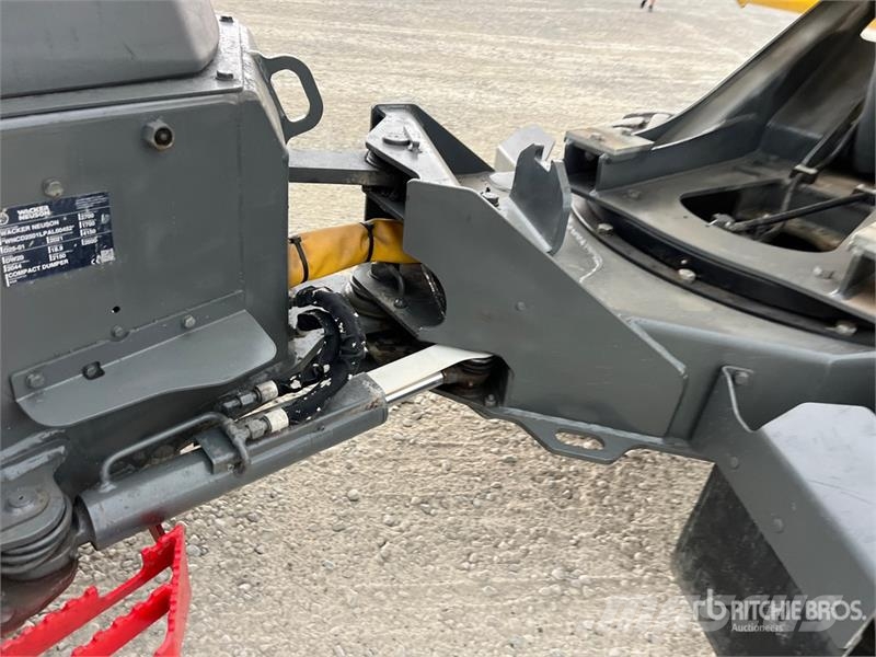 Wacker Neuson D25-01 4x4 Swivel Dumper Ne cestni demperji